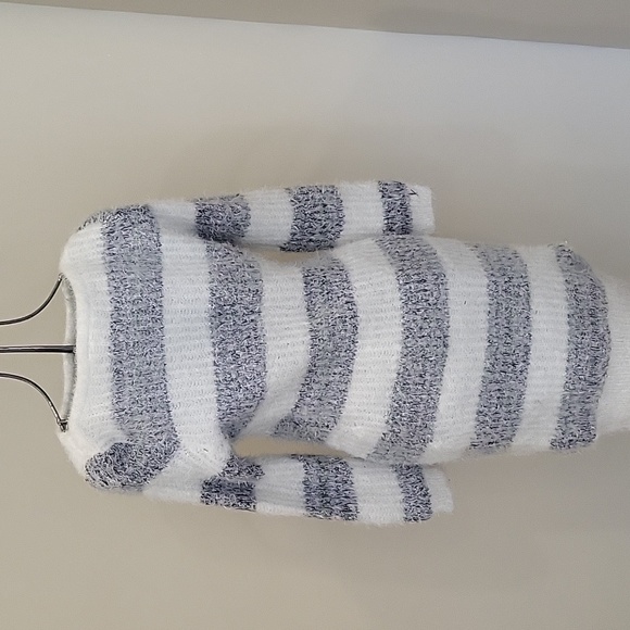 Super cozy and fuzzy knee length sweater dress - Picture 2 of 3